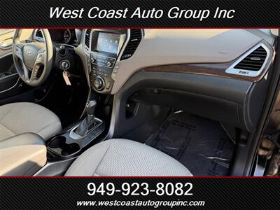 2017 Hyundai SANTA FE SE - Photo 6 - Costa Mesa, CA 92626
