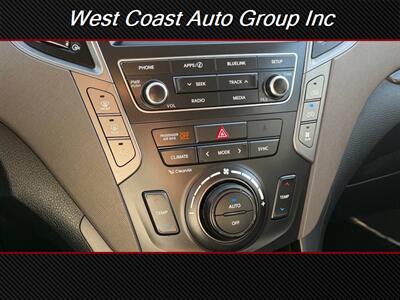 2017 Hyundai SANTA FE SE - Photo 23 - Costa Mesa, CA 92626