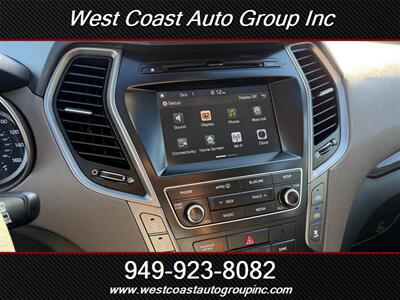 2017 Hyundai SANTA FE SE - Photo 16 - Costa Mesa, CA 92626