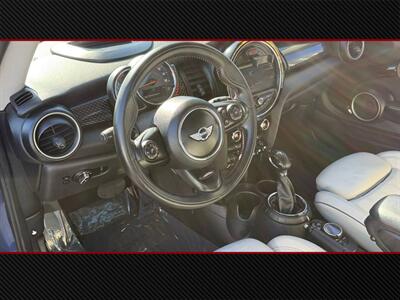 2014 MINI Hardtop Cooper S   - Photo 12 - Costa Mesa, CA 92626