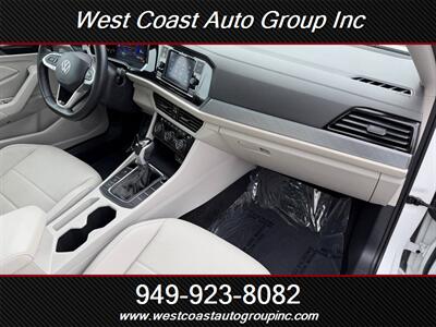 2023 Volkswagen Jetta SE - Photo 10 - Costa Mesa, CA 92626