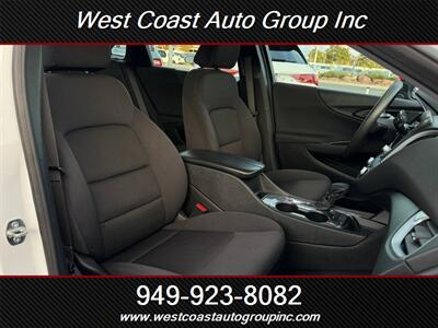 2023 Chevrolet Malibu LT   - Photo 9 - Costa Mesa, CA 92626