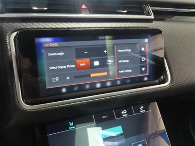 2020 Land Rover Range Rover Velar P250 S   - Photo 14 - Costa Mesa, CA 92626