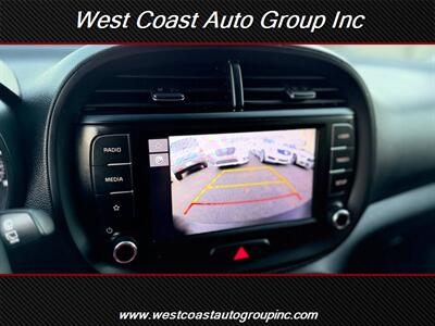 2022 Kia Soul LX - Photo 22 - Costa Mesa, CA 92626