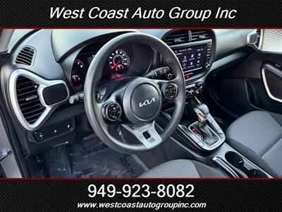 2022 Kia Soul LX - Photo 7 - Costa Mesa, CA 92626