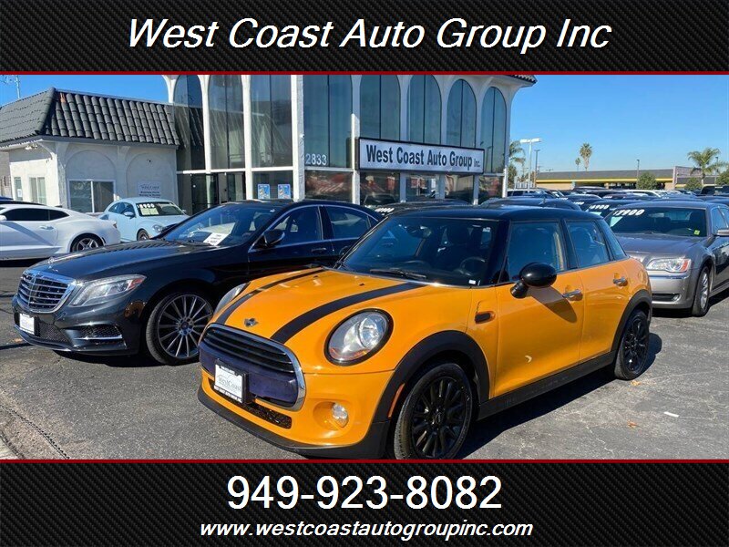 2017 MINI Hardtop 4 Door Cooper  