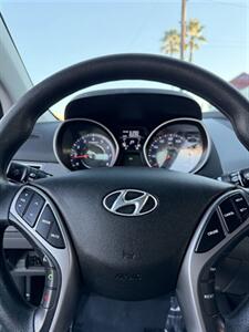 2013 Hyundai ELANTRA GLS   - Photo 11 - Costa Mesa, CA 92626