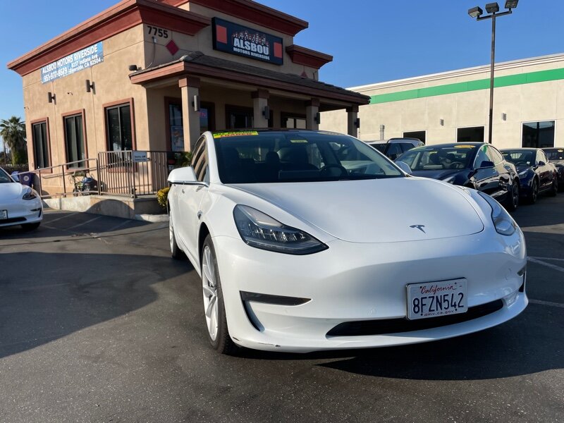 2018 Tesla Model 3 Long Range photo