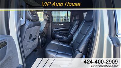 2017 Cadillac Escalade ESV Platinum   - Photo 12 - Lawndale, CA 90260