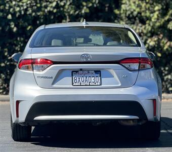 2022 Toyota Corolla LE   - Photo 3 - San Jose, CA 95126