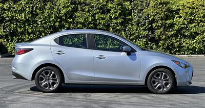 2019 Toyota Yaris LE   - Photo 6 - San Jose, CA 95126