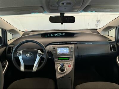 2015 Toyota Prius Three   - Photo 12 - San Jose, CA 95126