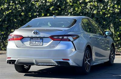 2021 Toyota Camry Hybrid SE   - Photo 4 - San Jose, CA 95126