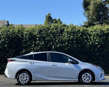 2016 Toyota Prius Two   - Photo 6 - San Jose, CA 95126