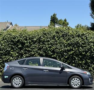 2014 Toyota Prius Plug-in Hybrid Advanced   - Photo 6 - San Jose, CA 95126