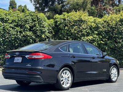 2019 Ford Fusion Hybrid SE   - Photo 5 - San Jose, CA 95126