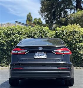 2019 Ford Fusion Hybrid SE   - Photo 4 - San Jose, CA 95126