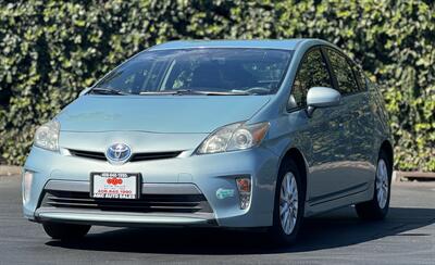 2014 Toyota Prius Plug-in Hybrid Advanced  