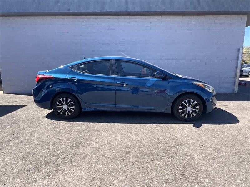 2016 Hyundai ELANTRA SE   - Photo 1 - Phoenix, AZ 85009