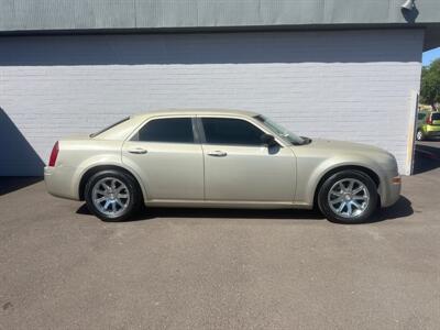 2006 Chrysler 300 Series   - Photo 1 - Phoenix, AZ 85009