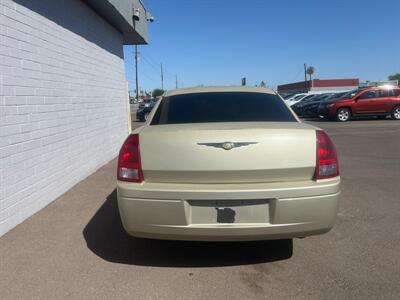 2006 Chrysler 300 Series   - Photo 4 - Phoenix, AZ 85009