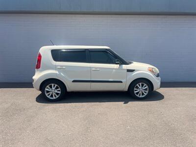 2013 Kia Soul +   - Photo 1 - Phoenix, AZ 85009