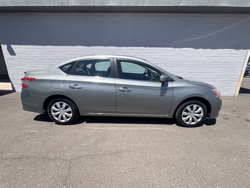 2014 Nissan Sentra SV  