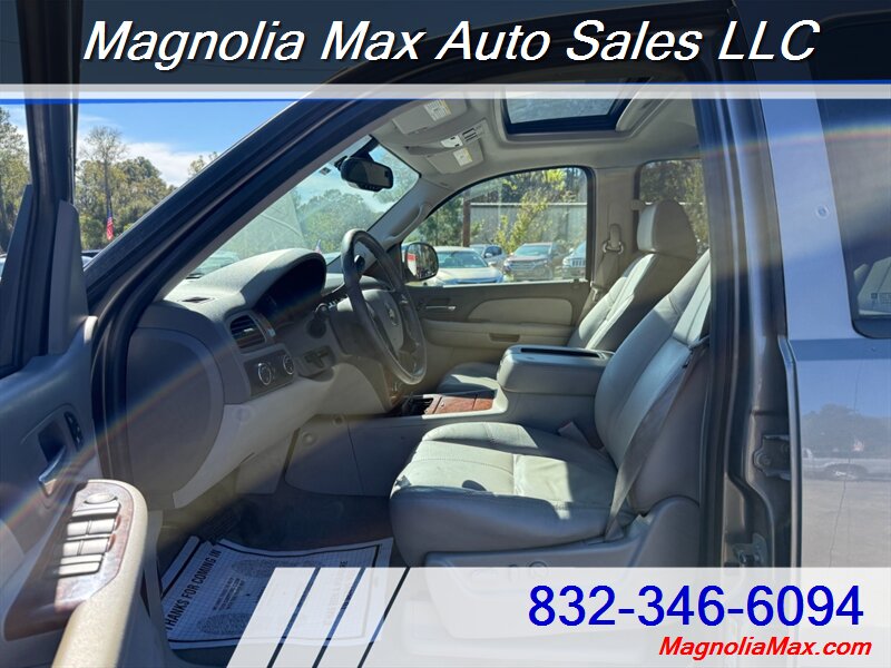 2007 Chevrolet Tahoe LTZ - Photo 11 - Magnolia, TX 77355