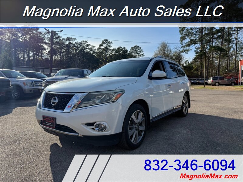 2015 Nissan Pathfinder Platinum   - Photo 1 - Magnolia, TX 77355