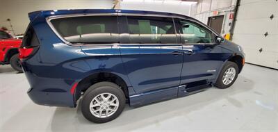 2023 Chrysler Pacifica Touring L   - Photo 20 - Plainfield, IN 46168