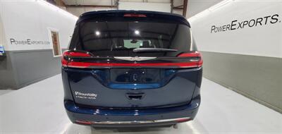 2023 Chrysler Pacifica Touring L   - Photo 17 - Plainfield, IN 46168
