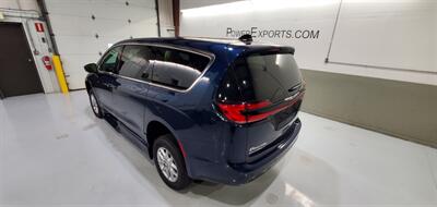 2023 Chrysler Pacifica Touring L   - Photo 14 - Plainfield, IN 46168