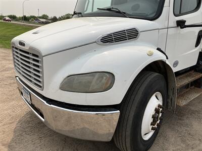 2015 Freightliner M2 106  Business Class - Photo 9 - Princeton, MN 55371