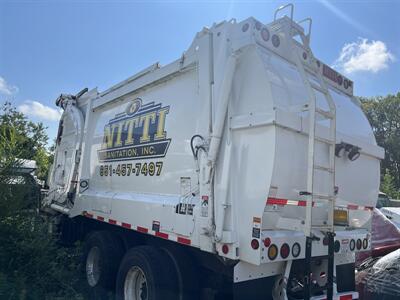 2018 Peterbilt 520 in service 4 months  Front Loader Trash Compactor - Photo 2 - Princeton, MN 55371