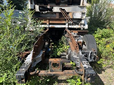 2018 Peterbilt 520 in service 4 months  Front Loader Trash Compactor - Photo 12 - Princeton, MN 55371