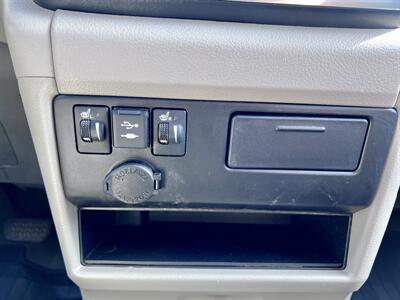 2019 Toyota Sienna XLE 8-Passenger   - Photo 22 - Andover, MN 55304