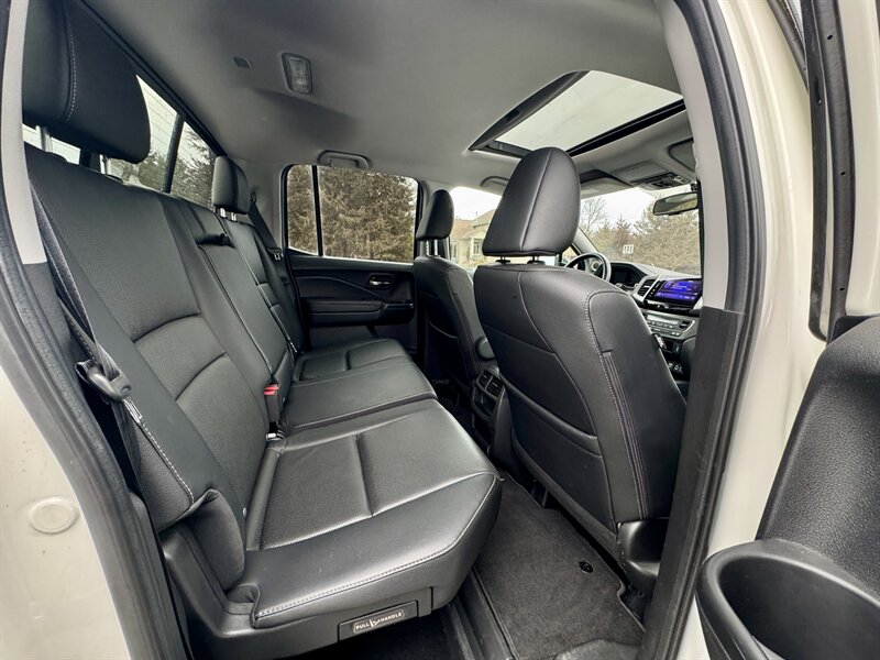 2019 Honda Ridgeline RTL-T - Photo 15 - Andover, MN 55304