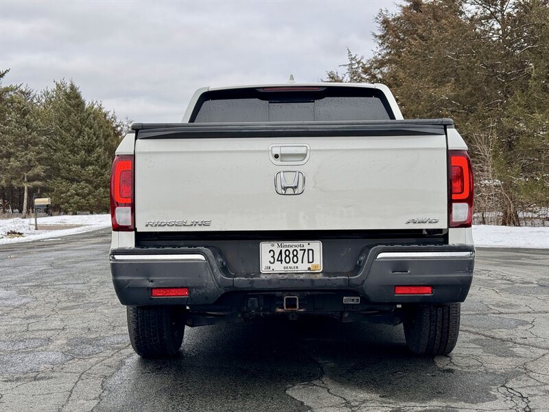 2019 Honda Ridgeline RTL-T - Photo 4 - Andover, MN 55304