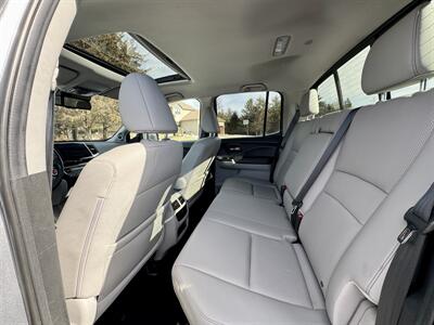 2020 Honda Ridgeline RTL-E   - Photo 13 - Andover, MN 55304