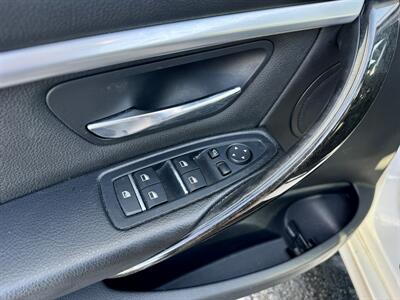 2018 BMW 330i xDrive   - Photo 23 - Andover, MN 55304