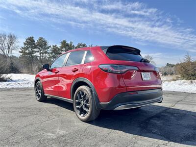 2024 Honda HR-V Sport - Photo 3 - Andover, MN 55304