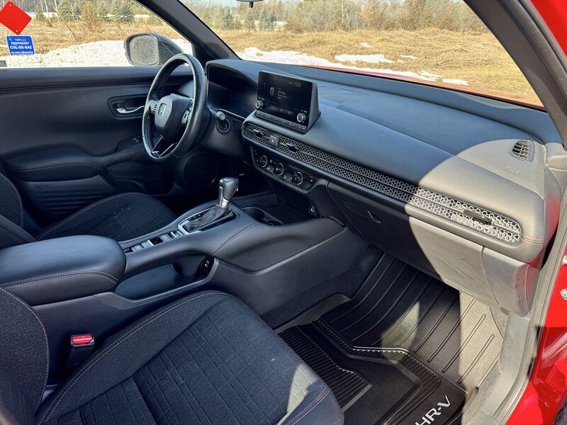 2024 Honda HR-V Sport - Photo 13 - Andover, MN 55304