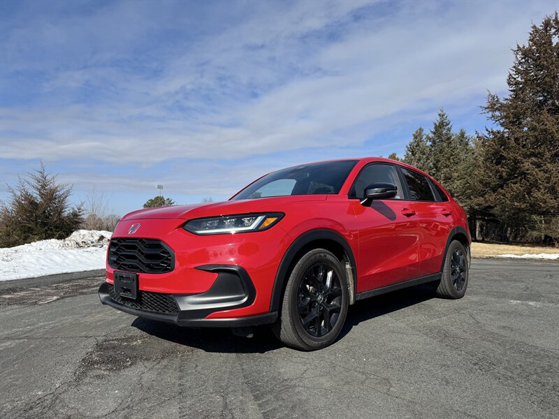 2024 Honda HR-V Sport   - Photo 1 - Andover, MN 55304