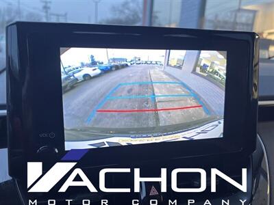 2025 Toyota Corolla LE   - Photo 15 - Attleboro, MA 02703