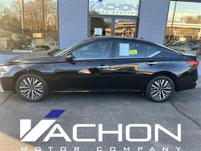 2023 Nissan Altima 2.5 SV   - Photo 3 - Attleboro, MA 02703
