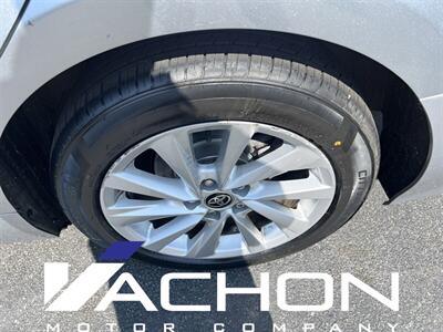 2021 Toyota Camry LE   - Photo 6 - Attleboro, MA 02703