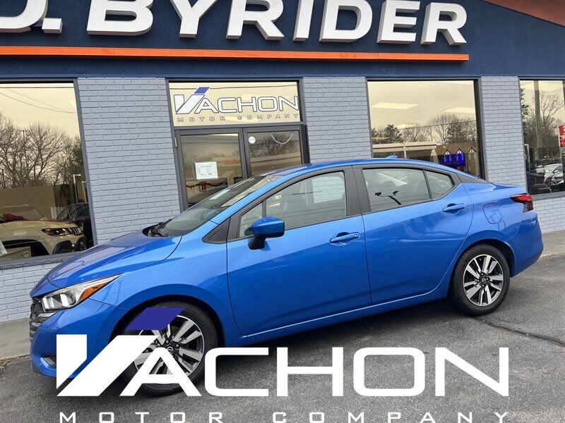 2023 Nissan Versa SV   - Photo 1 - Attleboro, MA 02703