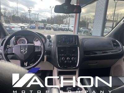2019 Dodge Grand Caravan SXT   - Photo 12 - Attleboro, MA 02703