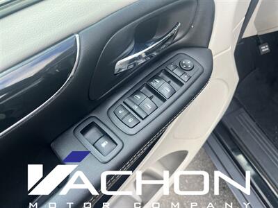 2019 Dodge Grand Caravan SXT   - Photo 8 - Attleboro, MA 02703