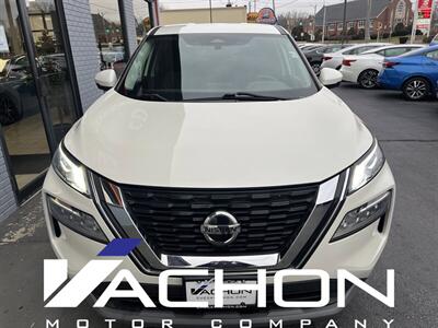 2021 Nissan Rogue SV   - Photo 2 - Attleboro, MA 02703